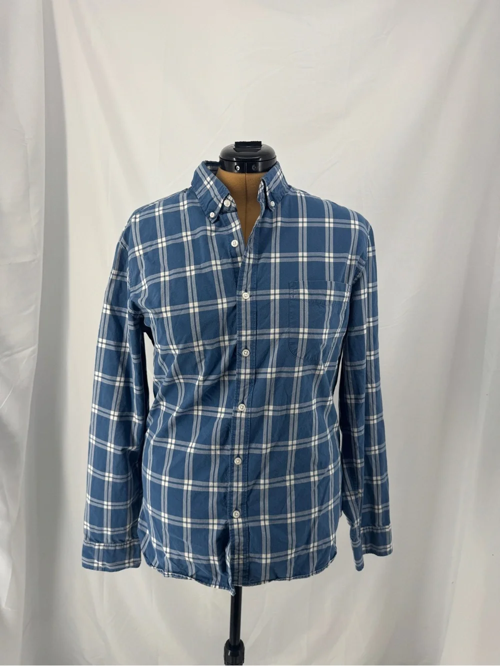 J. Crew Men's Navy and White Plaid Button-Down Shirt 0228